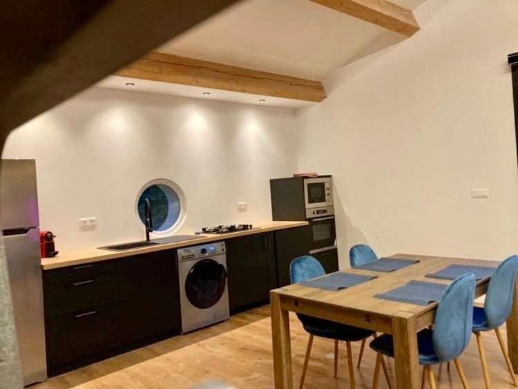 شقة Le Loft Occitanie Sud De France Ceilhes-et-Rocozels المظهر الخارجي الصورة