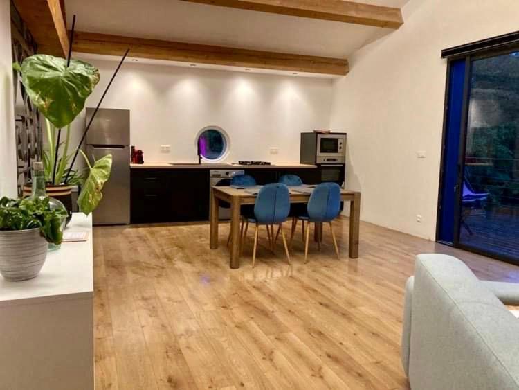 شقة Le Loft Occitanie Sud De France Ceilhes-et-Rocozels المظهر الخارجي الصورة