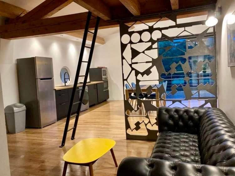 شقة Le Loft Occitanie Sud De France Ceilhes-et-Rocozels المظهر الخارجي الصورة